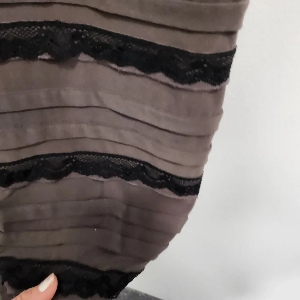 Adrianna Papell Womens Cocktail Dress Size 14 Brown Flat Ruffle Lace Surplice - Picture 5 of 10